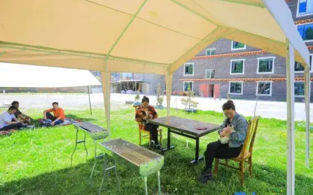 Xinduqiao Town Yunchen·Mountain Panorama·Oxygen-Supplying Hotel