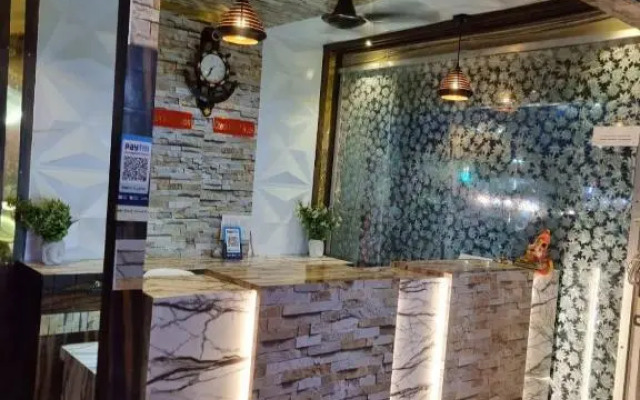 Hotel Shanti Grand Inn