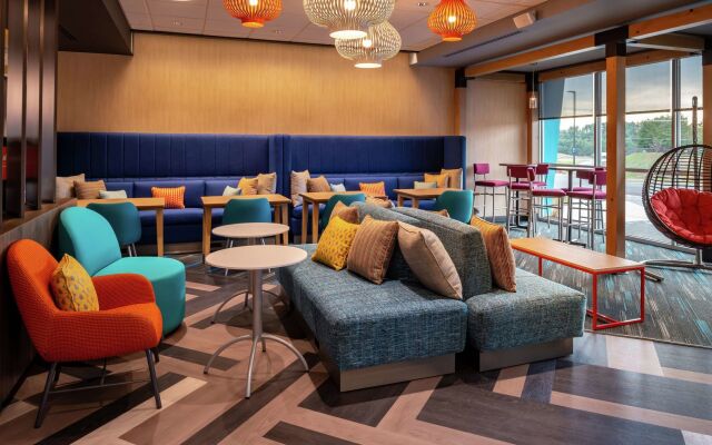 Tru By Hilton Staunton