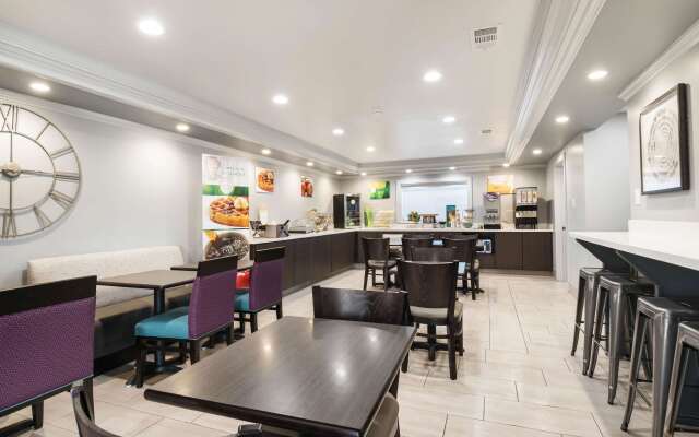 Quality Inn Near Lake Marble Falls