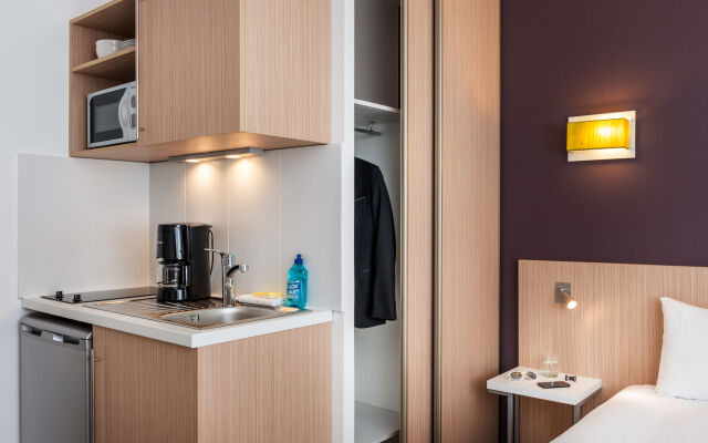 Aparthotel Adagio Access Paris Massy Gare TGV