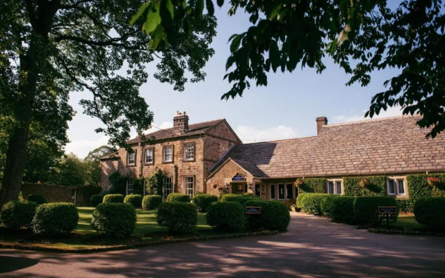 The Devonshire Arms Hotel