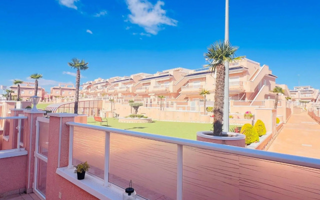 Penthouse Punta Prima Indoor & outdoor pool