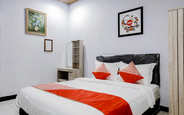 OYO 1036 Hotel Palem 1