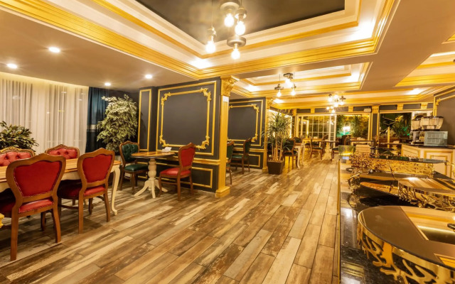 Andalouse Otel