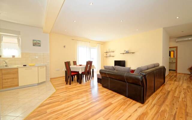 Apartments Marica 3130