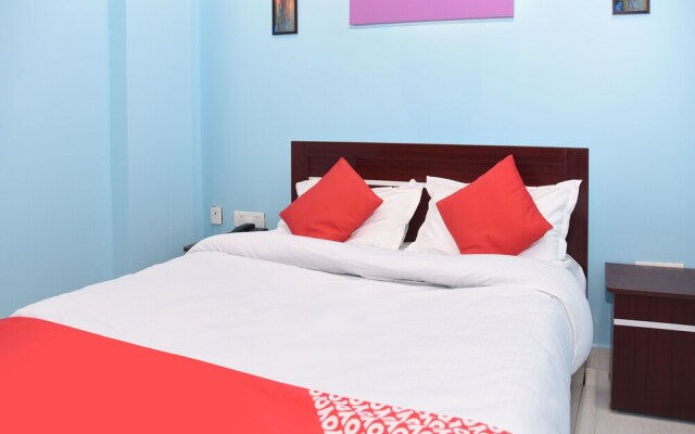 OYO 14798 Radha Swami Guest House