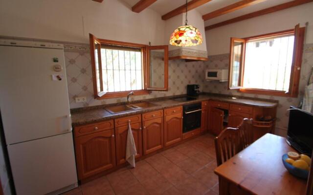 Finca Cantares - holiday home with private swimming pool in Benissa