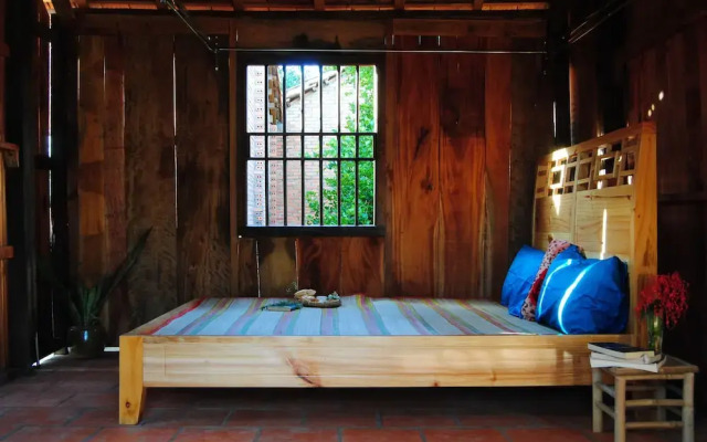 Nui Tuong Village Stay