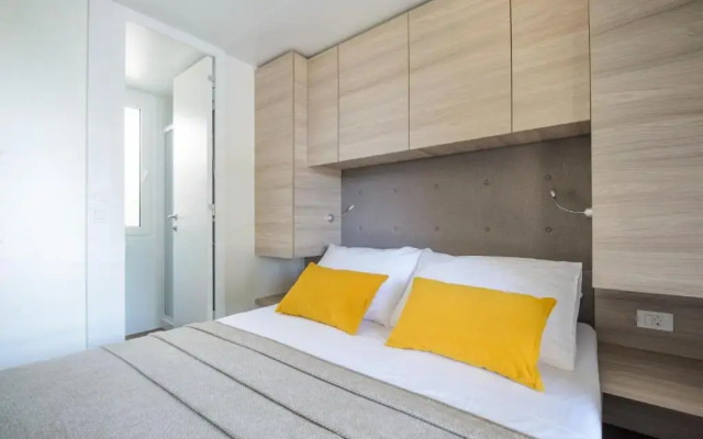 Medora Orbis Mobile Homes & Glamping