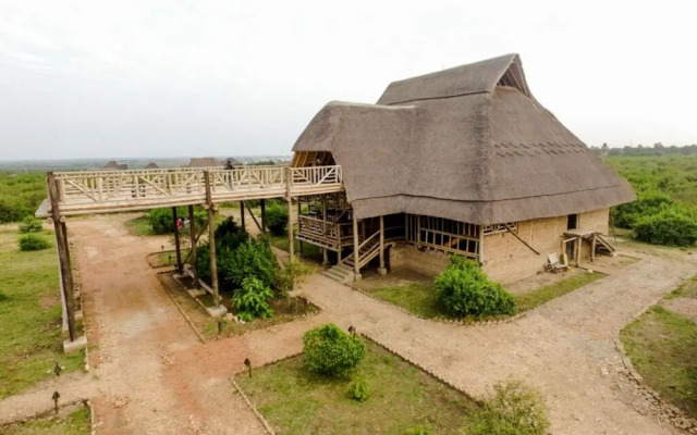 Tabingi Safari Lodge