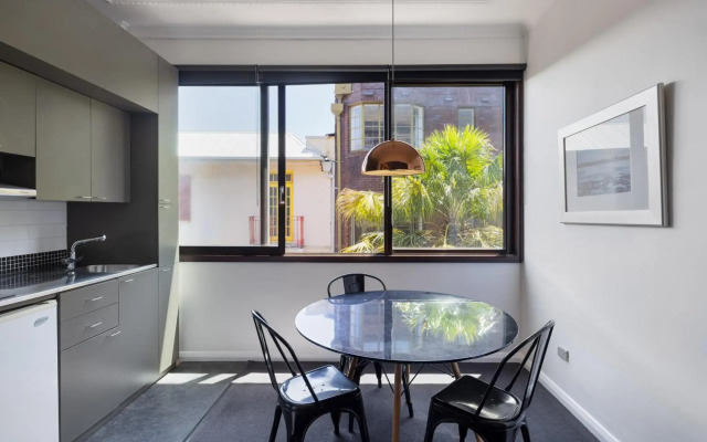 Regents Court Sydney