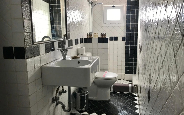 Mc Queen Rooms & Apartments