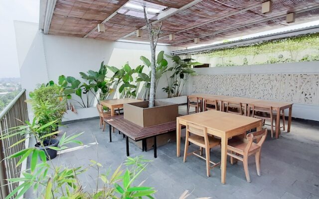 Student Park Apartment by NGINAP