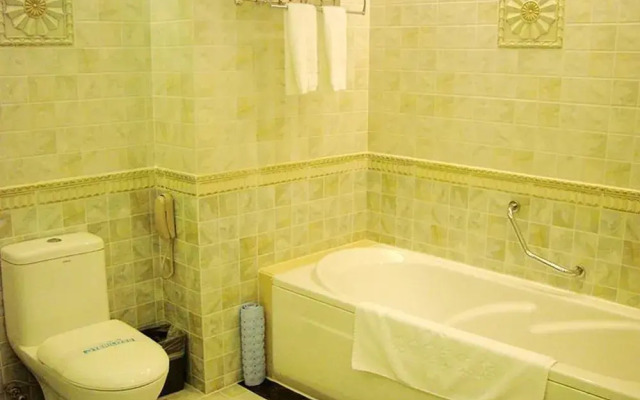 Beijing Huiqiao Hotel