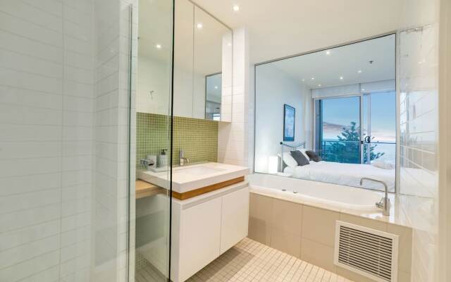 Glenelg Skyline Beachfront Penthouse, Adelaide