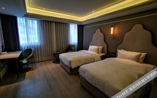 Mercure Hotel (Taiyuan Qinxian Street)