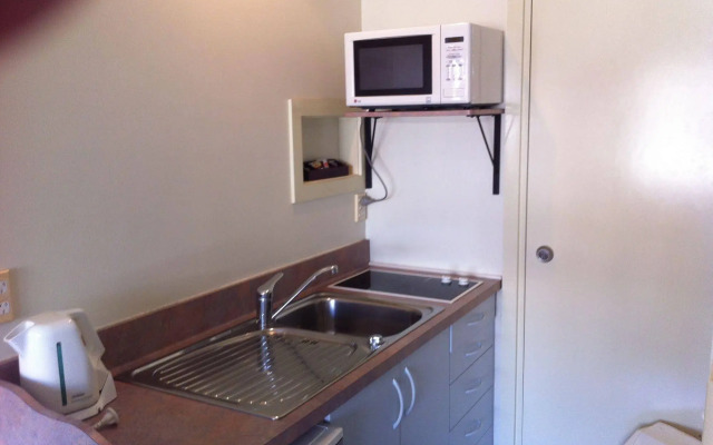 Ocean Waves Hotel