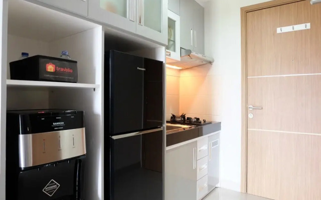 Comfy Studio Room @ Oasis Apartment By Travelio