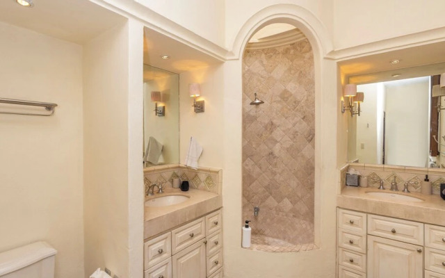 Centro 3BR Home Steps to La Parroquia