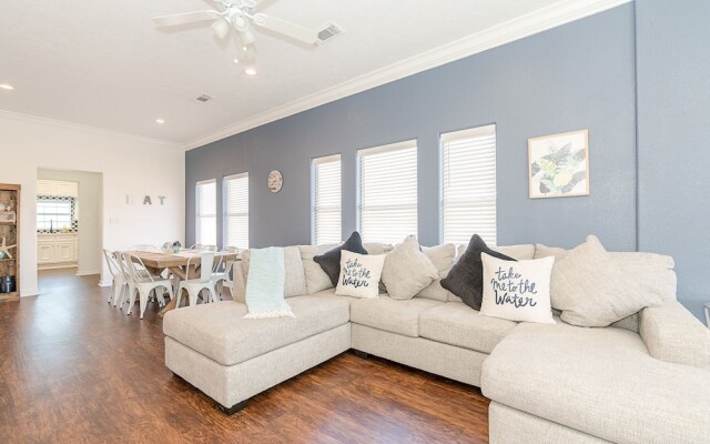 Beyond The Blue 3 Bedroom Home