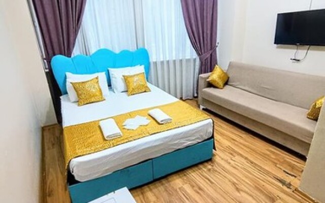 New Zade Apart Hotel