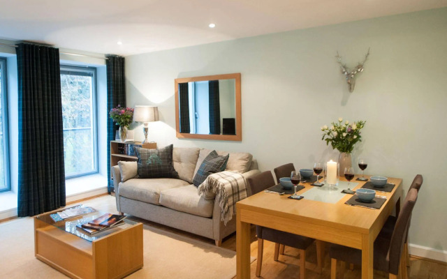 Glenwood Apartment