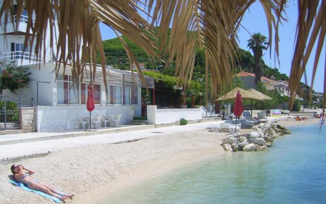 Pansion Vedrana