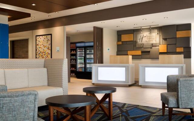 Holiday Inn Express Flint-Campus Area, an IHG Hotel