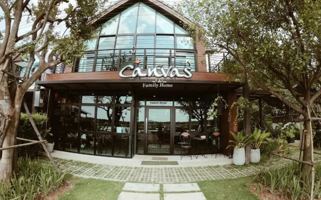 Canvas Family Home