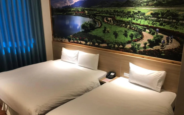 Chiilih Hotel Coral Museum