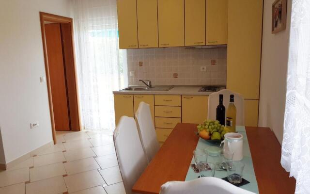 Apartments Mrkonja