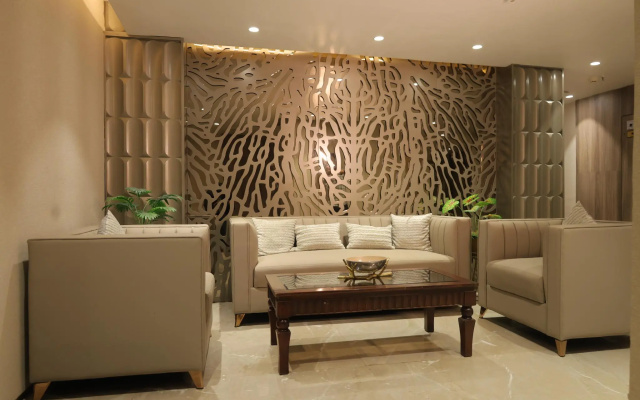 Sobti Continental – Lobby – Bareilly