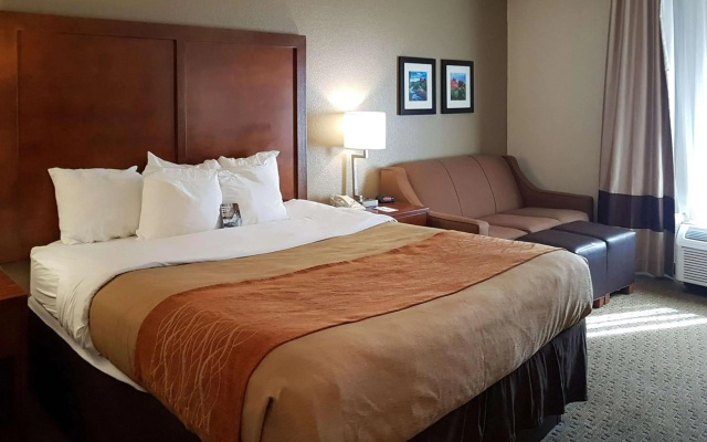 Comfort Inn I-10 West at 51st Ave