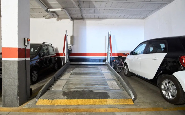 Charming Apt. with parking in Sevilla center