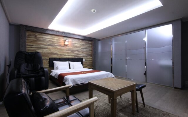 E Hotel Gumi