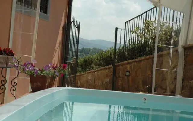 Country Home Mezzomonte