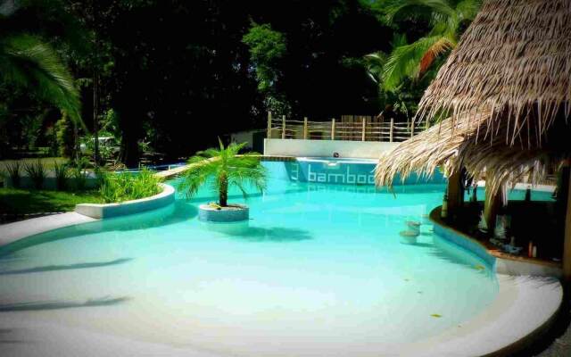3 Bamboo Lodge