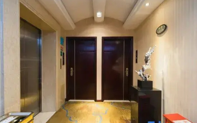 Pengke Deluxe Collection Boutique Hotel Baogang Branch