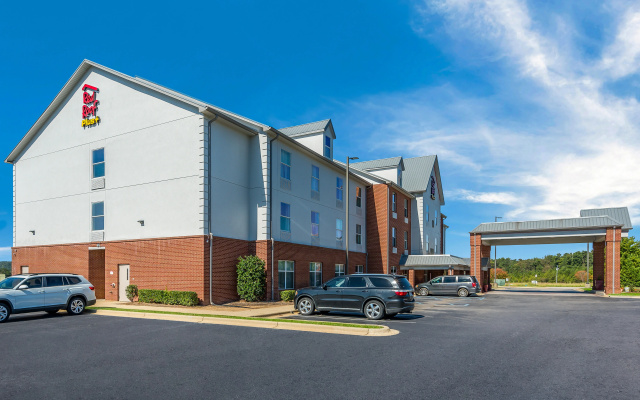 Red Roof Inn PLUS & Suites Birmingham - Bessemer