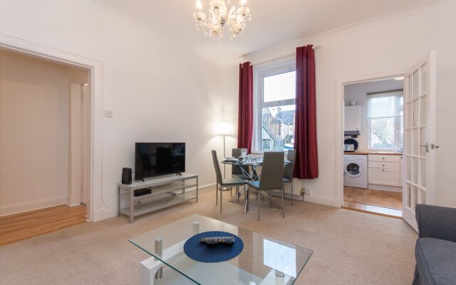 Glebe Street Apartment