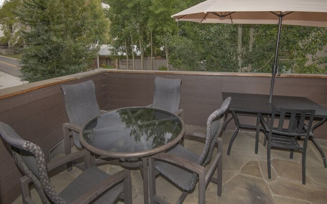 Cascade Village Condo