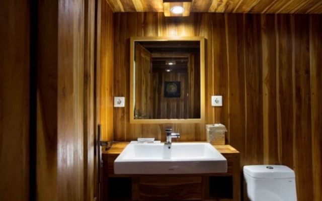 Plataran Phinisi Waecicu