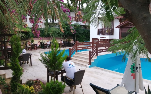 Agon Hotel