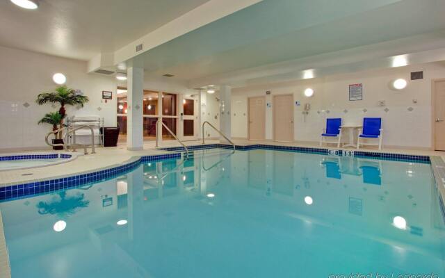 Holiday Inn Express Hotel & Suites Edmonton North by IHG