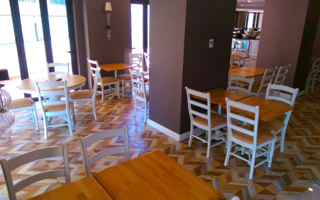 Hanna Hotel