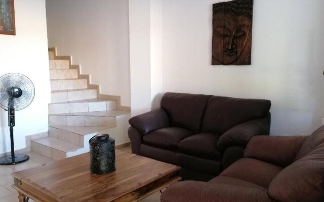 Avra Family Maisonettes