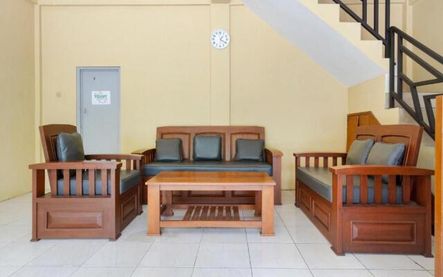 SPOT ON 2891 999 Guest House
