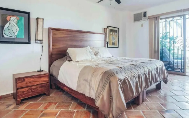 Ocean View 2Br Condo-balcony-beach-pool VDS 111