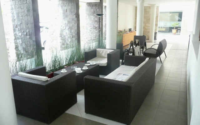 Sare Hotel Yogyakarta (Muslim Friendly)